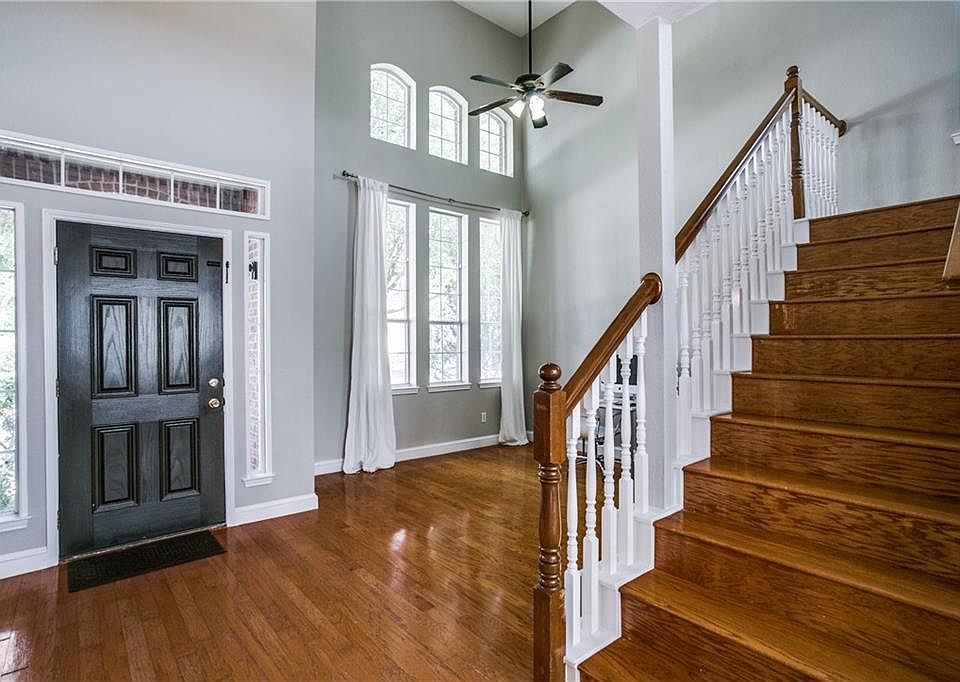 1st image of 4416 Burnhill Dr