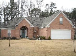 9580 Taylor Dr, Olive Branch, MS 38654
