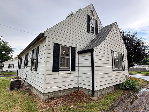 4th image of 601 W Garfield Ave