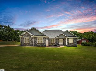 301 Robbins Rd, Chesnee, SC 29323
