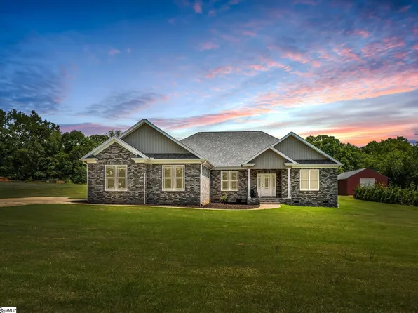 301 Robbins Rd, Chesnee, SC 29323
