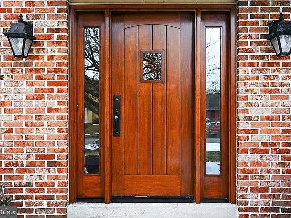 2nd image of 28 Timber Rd