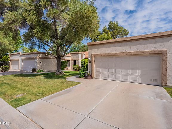 4th image of 9128 W KIMBERLY Way