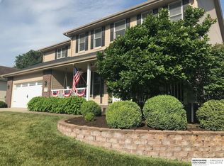 19618 Ridgeway Rd, Plattsmouth, NE 68048