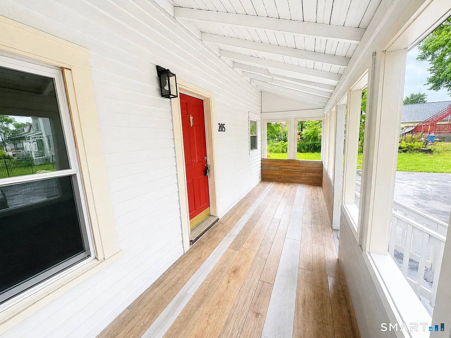 3 bed, 1.0 bath, 1267 sqft, $2,200 — Photo 4