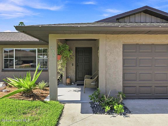 4th image of 175 Sea Breeze Cir