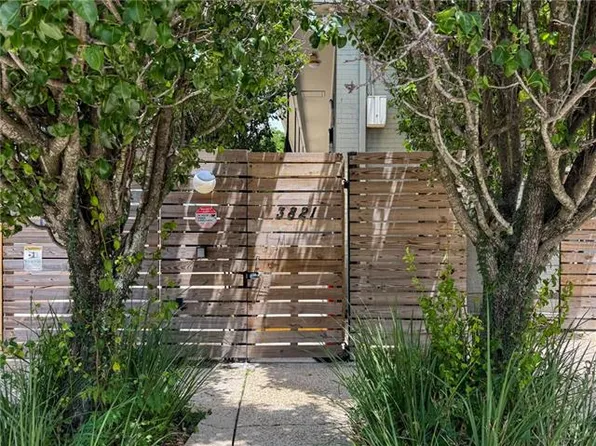 3821 Laurel St APT 6, New Orleans, LA 70115