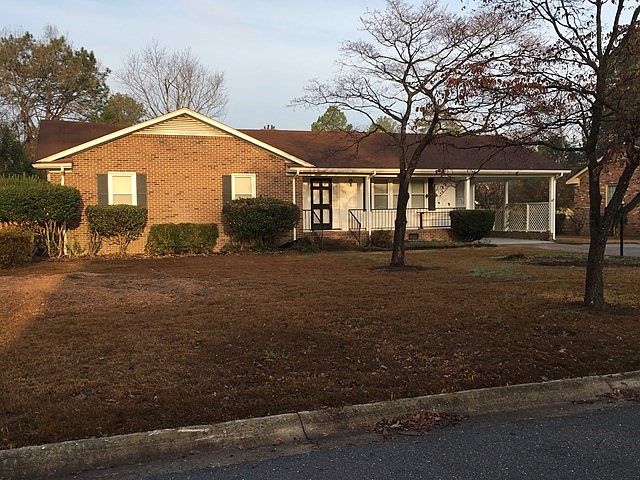 1st image of 905 S Taylor St