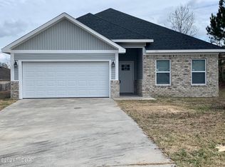 105 Royal Oaks Ct, Macon, GA