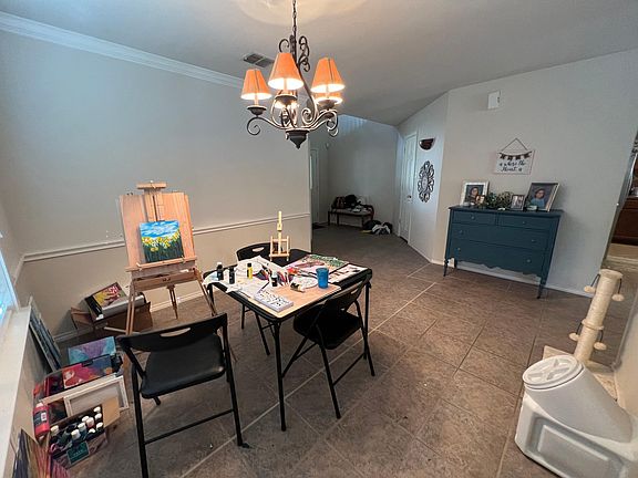 3rd image of 16806 Mandolino Ln