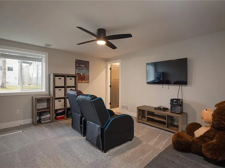 517 Southshore Dr — Photo 26