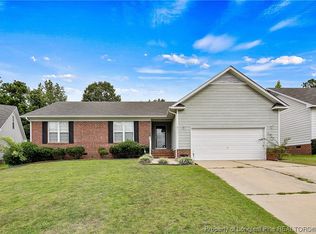 326 Beaconfield Dr, Fayetteville, NC 28311