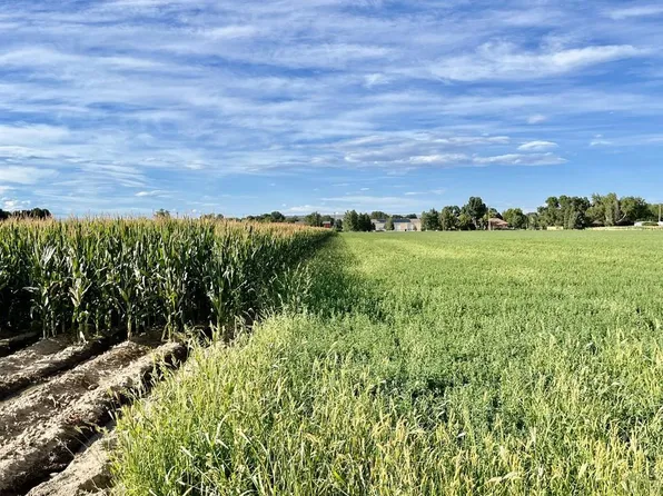 2216 County Farm Rd, Pueblo, CO 81006