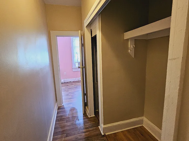 11 S Hilton St — Photo 2