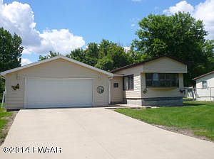 5th image of 1100 Riverwood Dr