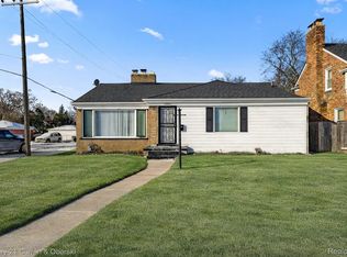 15805 Lindsay St, Detroit, MI 48227