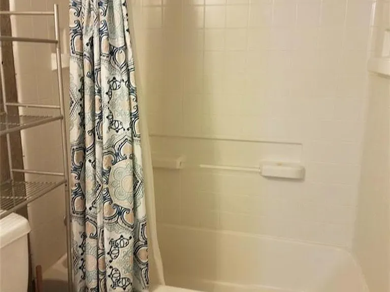 4210 Wyatt St #7 — Photo 7