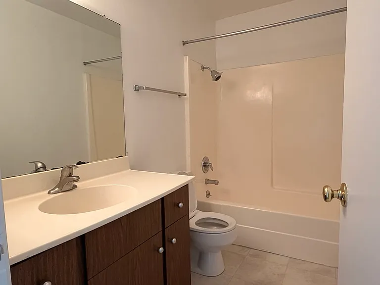 2456 W Bayshore Rd #10 — Photo 14