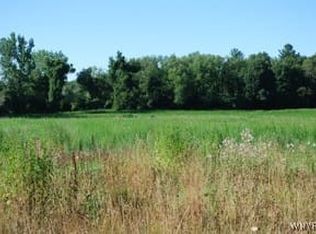 11154 Stage Rd, Akron, NY 14001