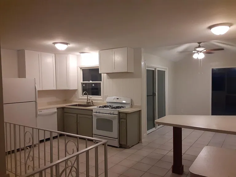Polaris Dr — Photo 11