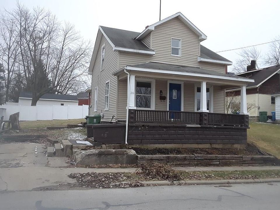 1st image of 216 Oak Ave
