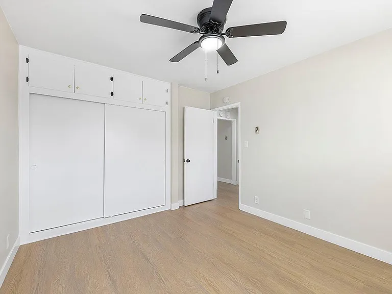 3020 E 3rd St #9 — Photo 10