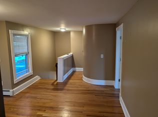 103 Oak St #1, Windsor Locks, CT 06096