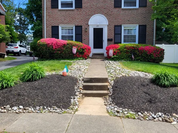 29 Schuyler Rd, Springfield, PA 19064