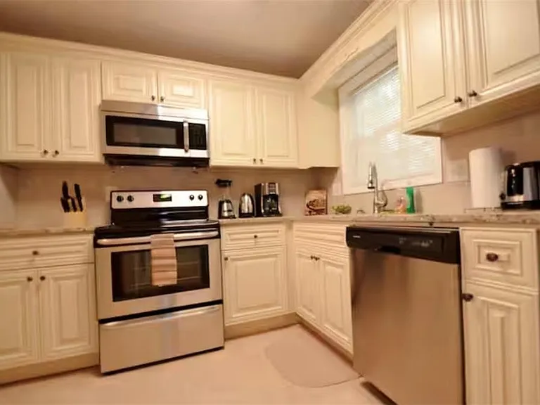 846 Park Pl NE — Photo 26