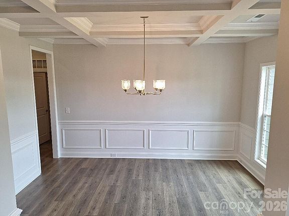 4th image of 104 Swan Park Ln #22
