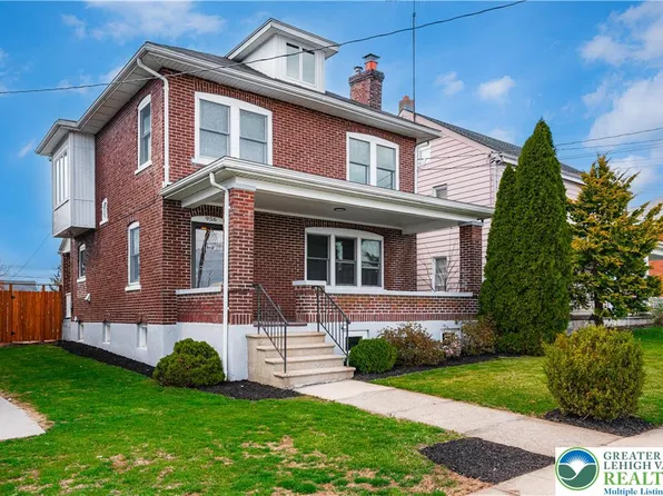 956 Club Ave, Allentown, PA 18109