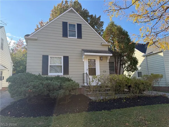 3774 Salisbury Rd, South Euclid, OH 44121