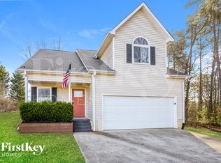 8380 Emerald Pointe Ln, Gainesville, GA 30506