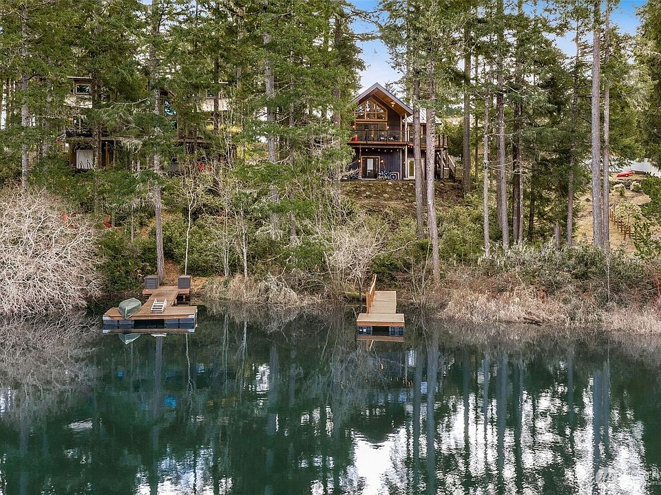 1st image of 390 E Emerald Lake Drive E