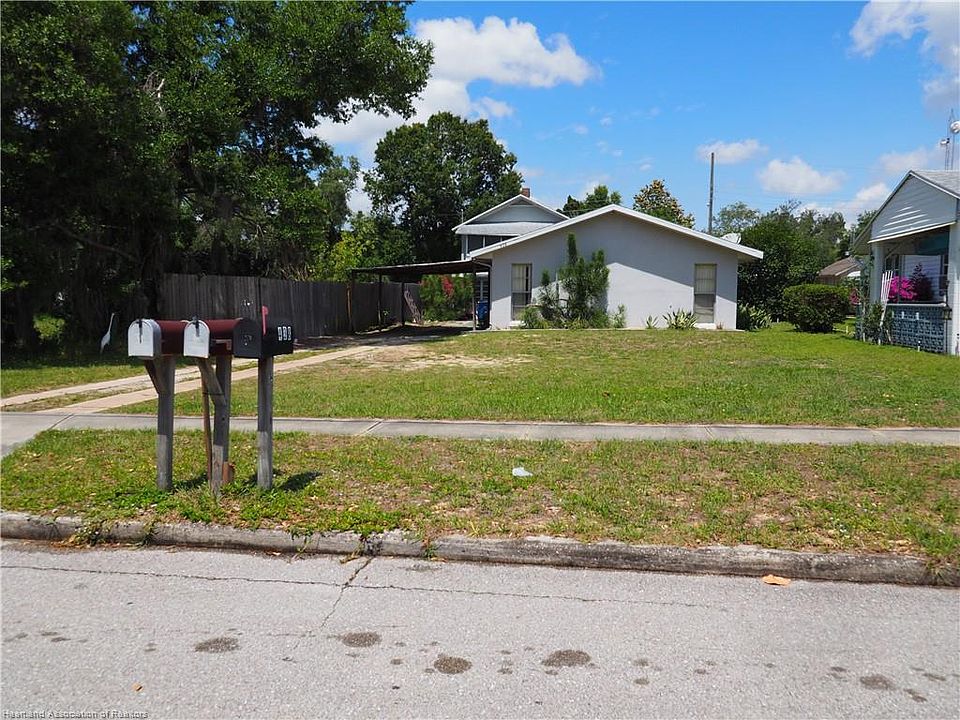 2nd image of 438 Poinsettia Ave