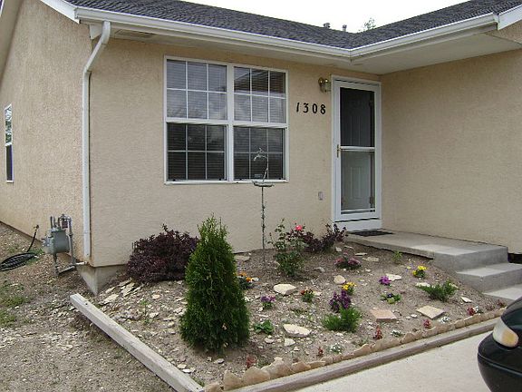 5th image of 1308 E Ash St