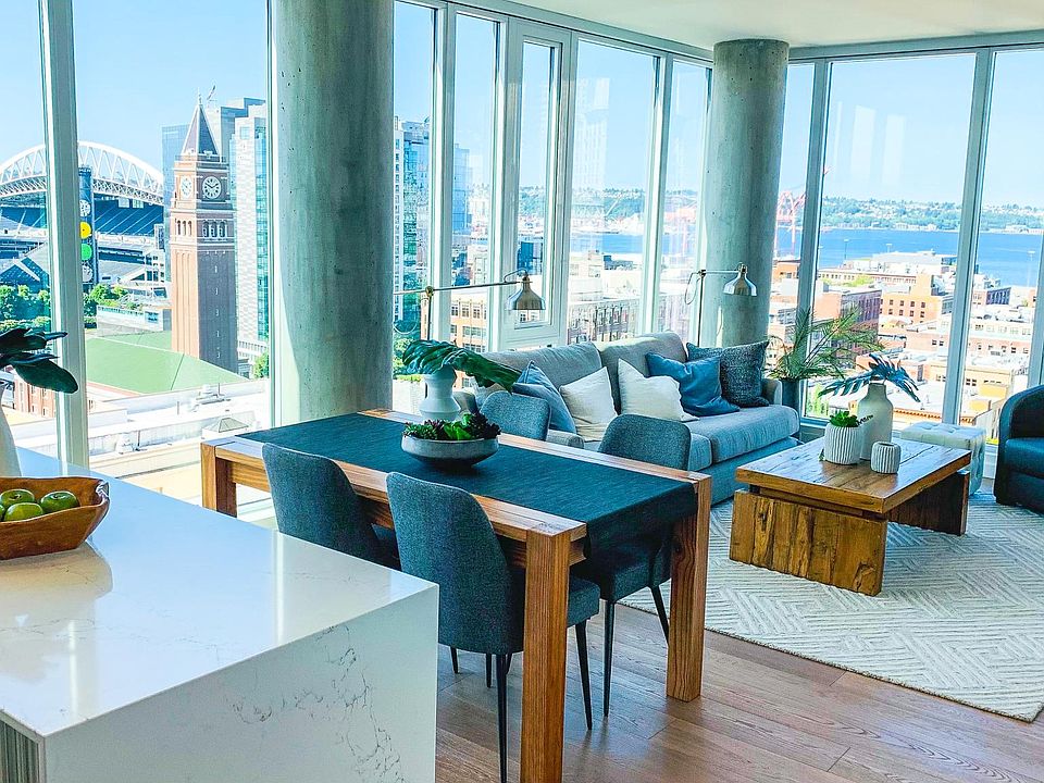 This is a model photo for illustrative purposes. The actual unit is on a higher floor with higher ceilings and better view.