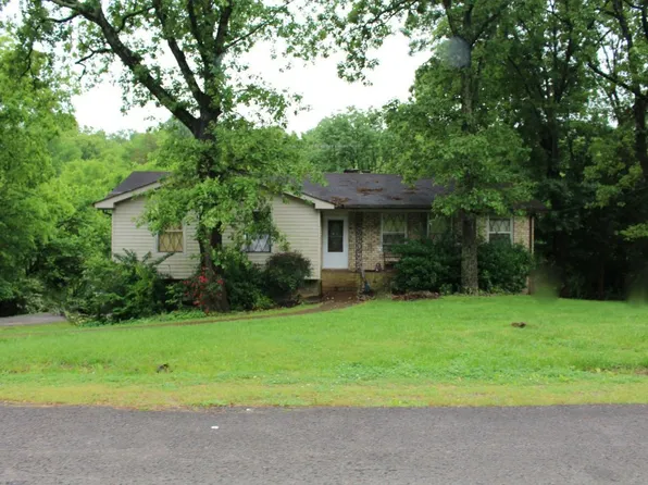 108 Airfloat Dr, Hendersonville, TN 37075