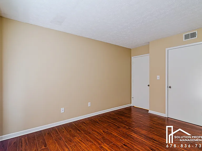 1808 Augusta Dr — Photo 11