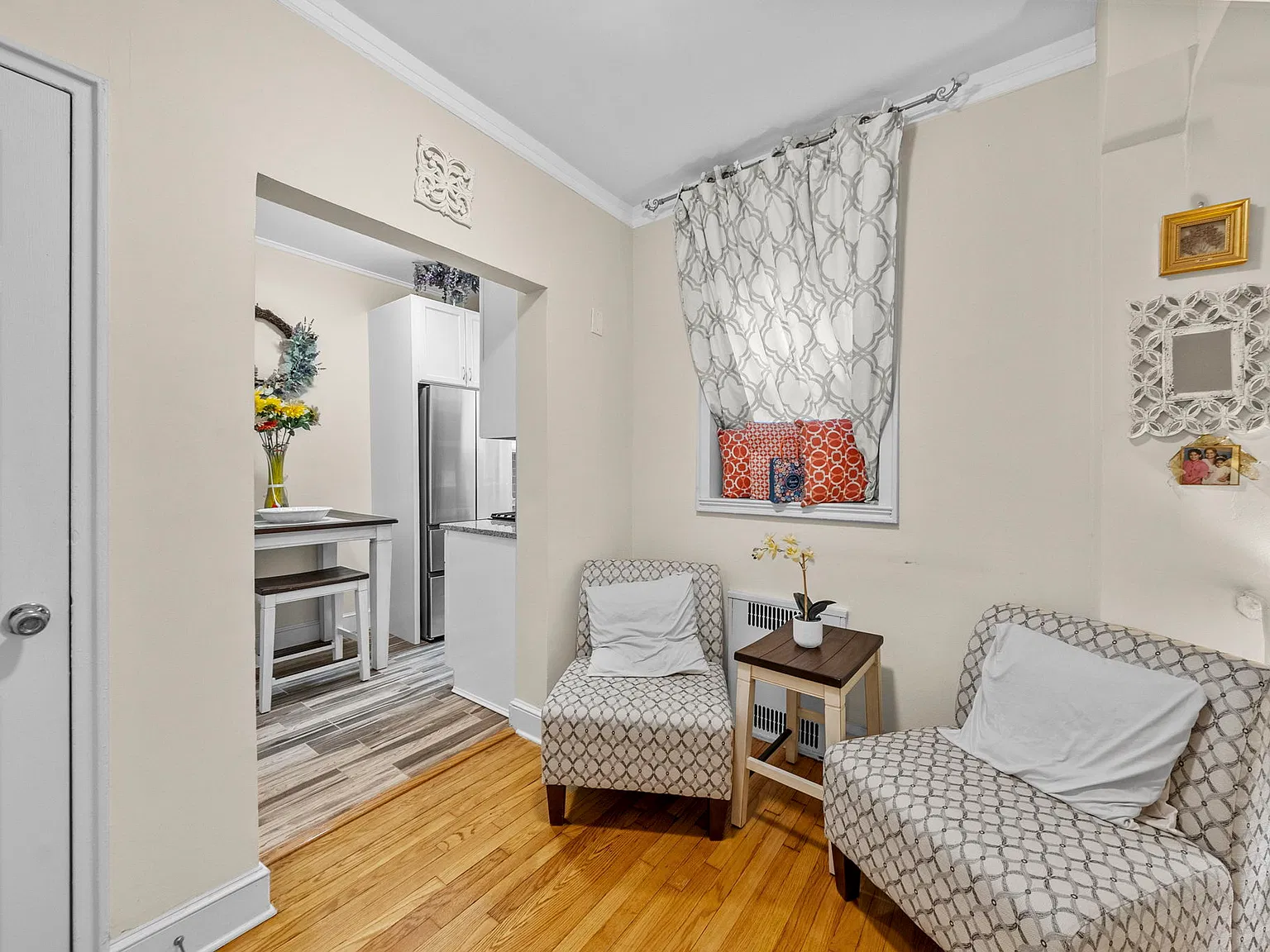 Studio, 565 sqft, $1,600 — Photo 4