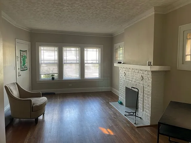 1 bed, 850 sqft, $1,100 — Photo 2