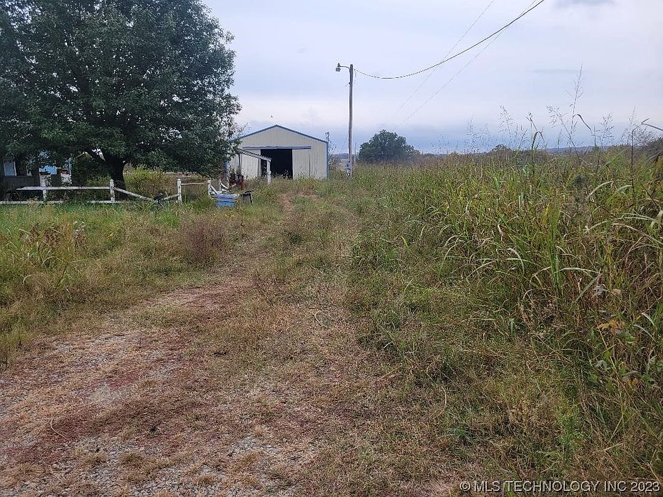 2nd image of 120009 S 4060th Rd