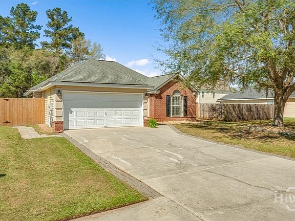 3rd image of 331 Laurel Hill Circle