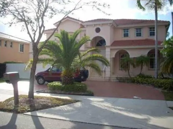 16310 NW 84th Ct, Miami Lakes, FL 33016