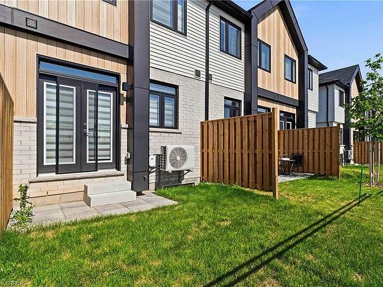 55 Tom Brown Dr #14 — Photo 22