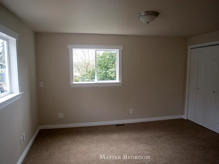 25718 John St — Photo 4