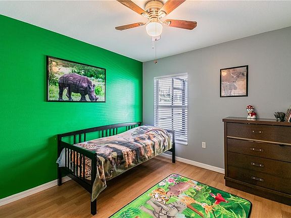 3rd image of 2406 Groveway Dr