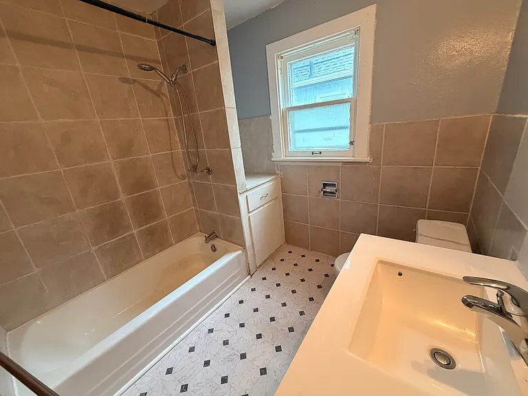 3209 Kimball Ave — Photo 15