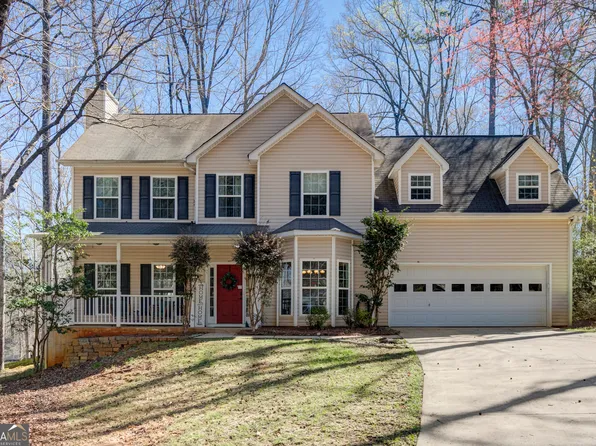 135 Valley Brook Dr, Newnan, GA 30265