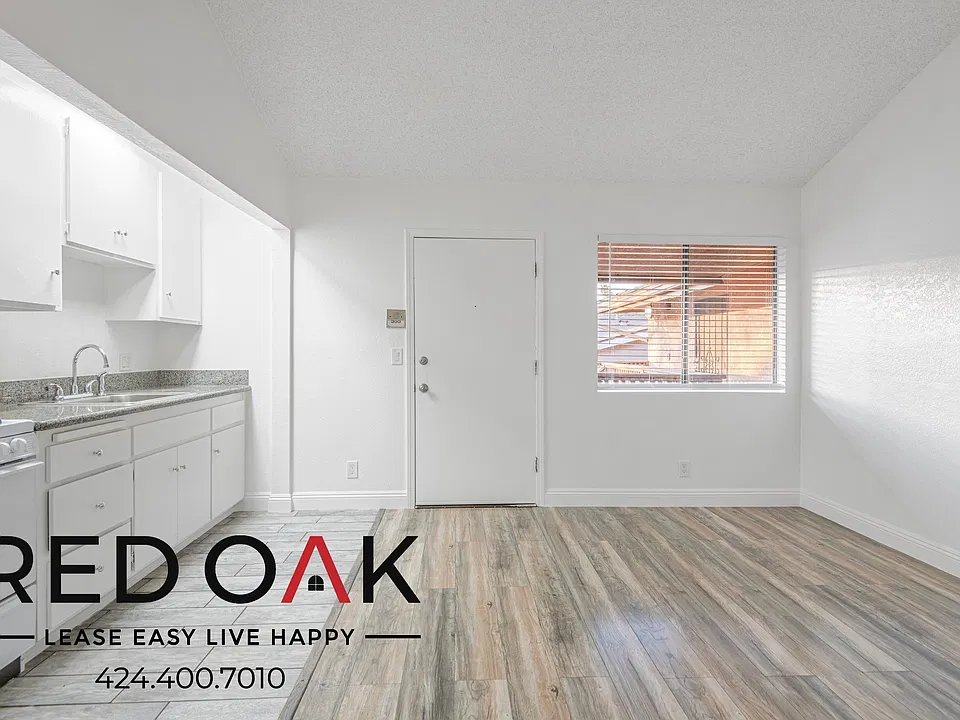 1542 Orizaba Ave #10